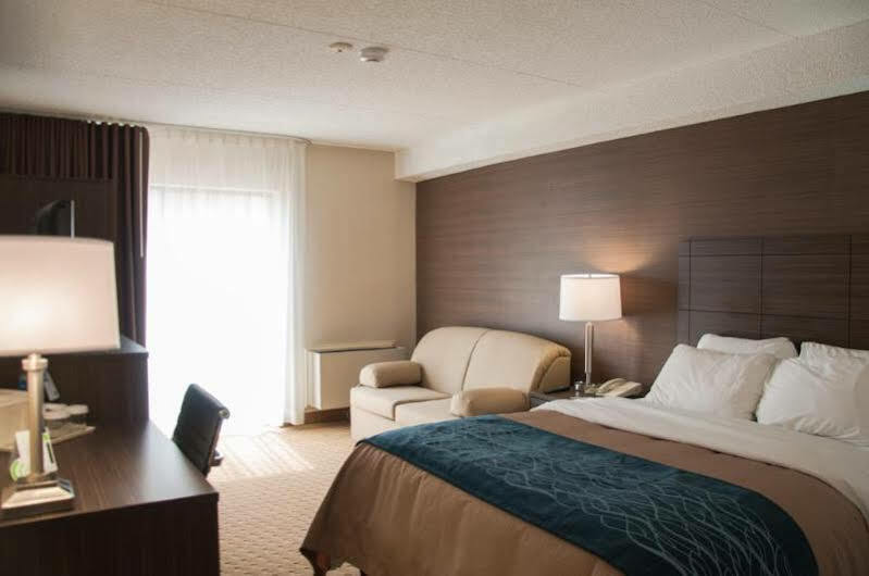 Comfort Inn Lévis Exteriör bild
